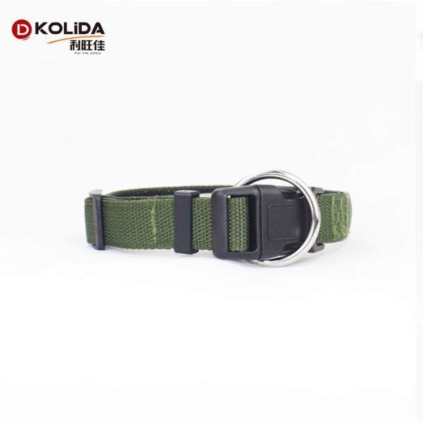 Adjustable Stylish Nylon Dog Collars All Seasons Customized Brand Logo