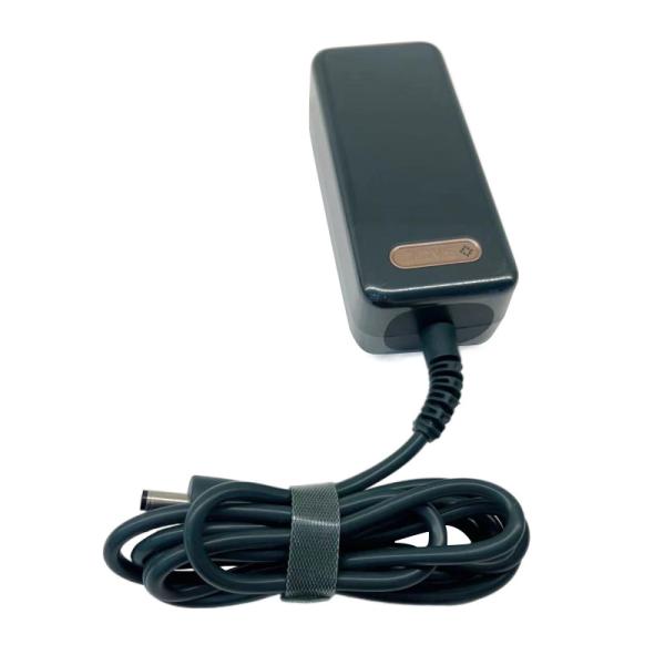 Desktop 12V 5A AC DC Adapter Safety 60W Laptop Charger Power Supply