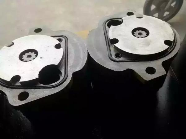 Hydraulic parts Gear Pump/Pilot Pump for Volvo55/60 and Case55