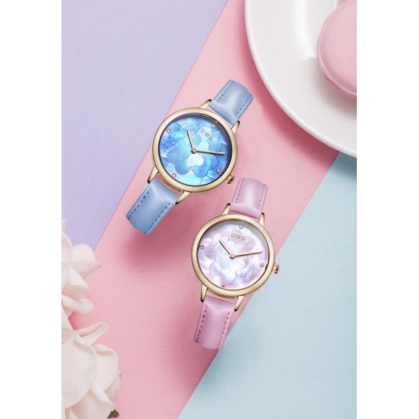 Дозор красочной шкалы цветка дозора кварца кожаного ремня MOP минималистский швейцарский