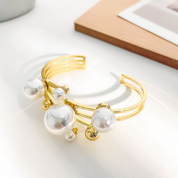 New Fashion Trendy Niche Design Exaggerated Multi-layer Metal Pearl Open Bracelet