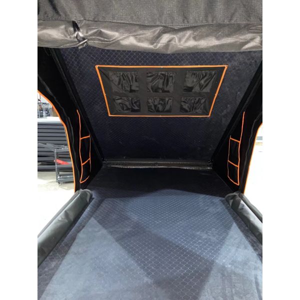 Factory Price 4-Person Cotton Roof Top Tent Aluminum Clamshell Hard Shell for Car Camping for Car Rooftop or Tailgate Use