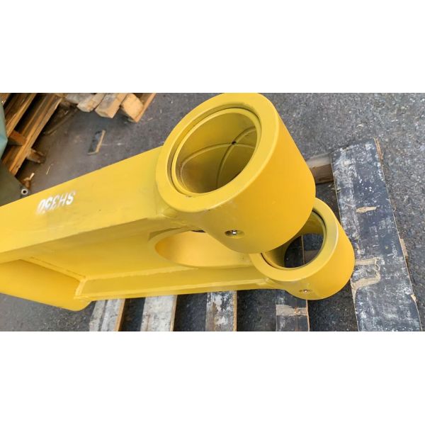 SH350 Sumitomo excavator boom bracket, high-quality I-steel frame, excavator connecting rod accessories, durable and wear-resistant.