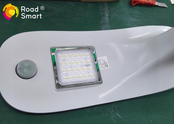 Integrated Solar Powered Outdoor Lights 210lm / W With Microwave Motion Sensor