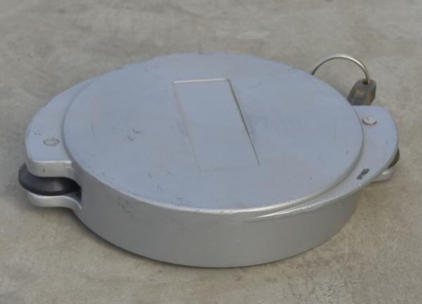 Stainless Steel 304 API Bottom Valve Dust Cap for Oil Tank Trucks DN150 Certified and Accredited