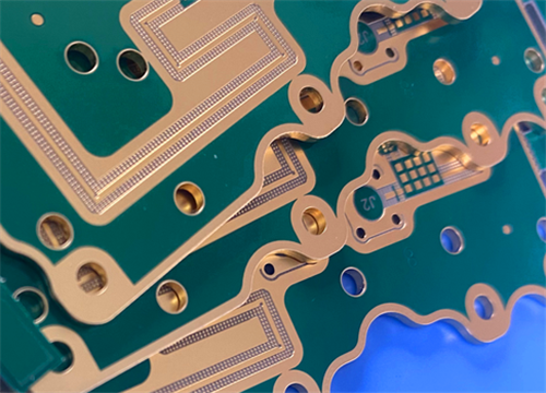 2-Layer RF-10 PCB 10mil Core ceramic-filled PTFE laminate with ENEPIG Finish for high-frequency RF applications