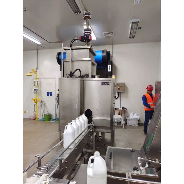 1L-4L Jerrycan Pail Can Tin Fully Automatic 4 Nozzles Mesh Conveyor Chemical Liquid Engine Oil Ex-proof Filling Machine