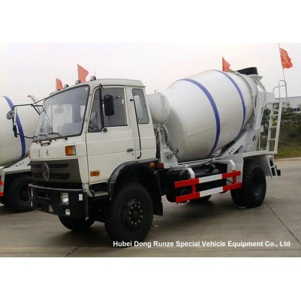 Industrial 4x2 / 4x4 Mobile Concrete Agitator Truck 6 Cbm With 3 Seater