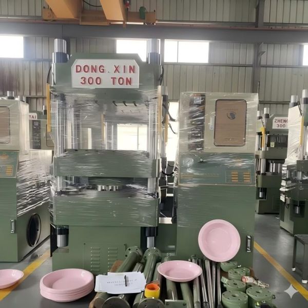 300 Tons Hydraulic Press Machine PLC Control Melamine Crockery Making Machine