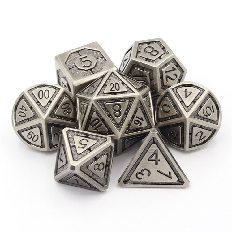 Zinc Alloy Metal Dice Set with Custom Colors and 14-20mm Size for DND & RPGs