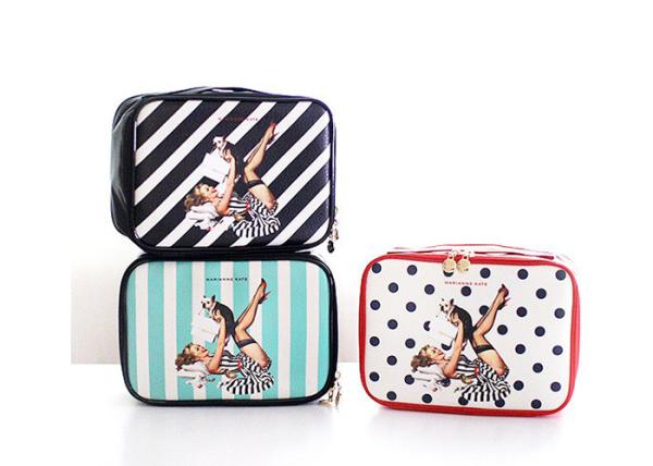 Custom Fashion Hanging Travel Kit / Cosmetic Makeup Bag Waterproof Material