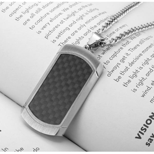 Collar de colgante cuadrado de acero inoxidable para hombres Collar de cruz cristiana con fibra de carbono