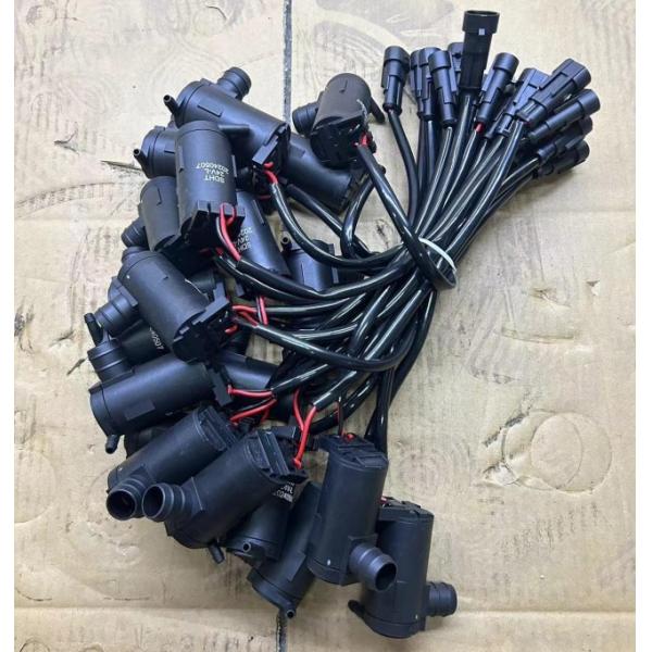 Pompes de lavage de pare-brise 810W26485-6033/2 HOWO Pièces de camion Pompes de lavage de pare-brise