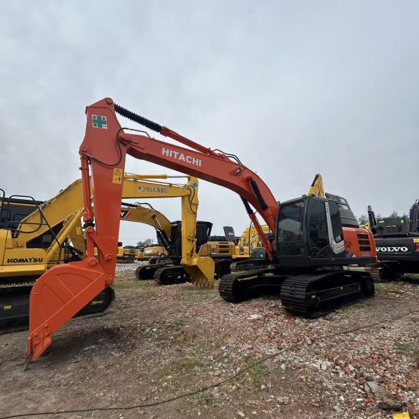 Hot Selling 2024 Hitachi ZX200 Used Excavator Original Paint Good Condition Used Excavator for Sale