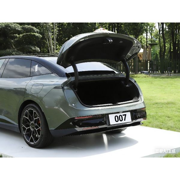 Uesd Car 2024 Zeekr 007 Dual-Motor Performance 100  k Wh Autonomous Driving Excellent Condition  Car Made in China Hot Selling