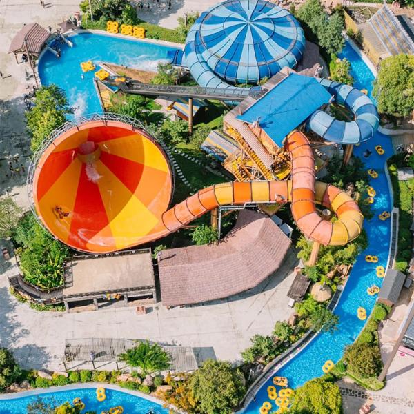 New Design Outdoor Holiday Resorts Waterpark Equipment Outdoor Attraction Waterpark Play EquipmentTyphoon Water Slide