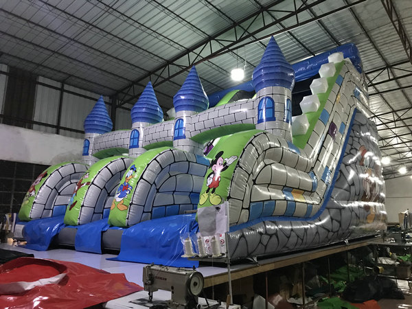 Замок Микки потехи водных горок мультфильмов Диснея коммерчески раздувной крася высокое стандартное скольжение