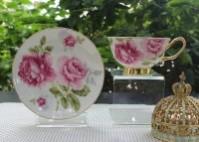 Fine Bone China Cup And Saucer Set Christmas Tea For Restaurant，Dinnerware