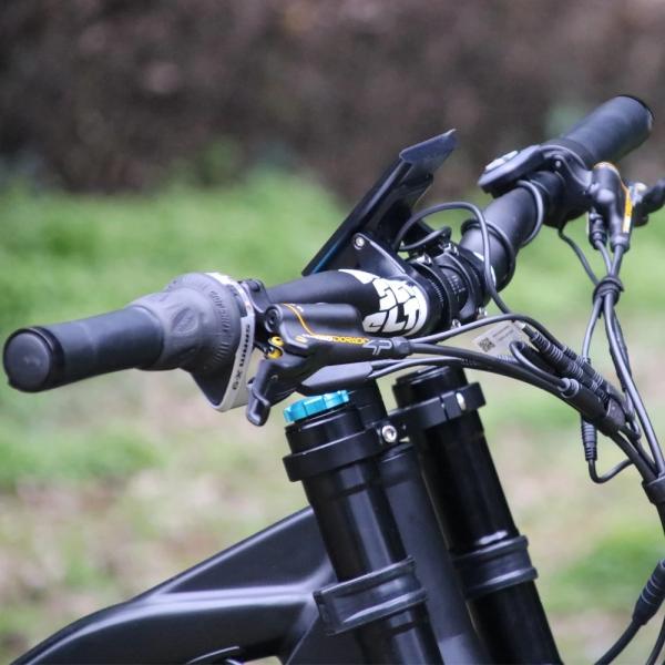 27.5 Inch Electric Fat Tire Mountain Bike 1000w 48v With BAFANG Middle Motor