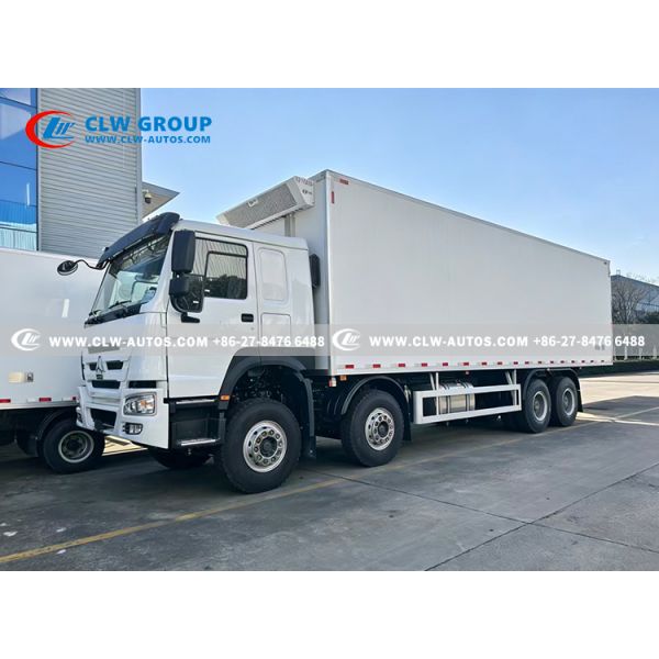 HOWO 8x4 Refrigerated Truck with 20-30 Ton Payload, 400HP Engine, and 58.8m³ Cargo Volume for Cold Chain Logistics