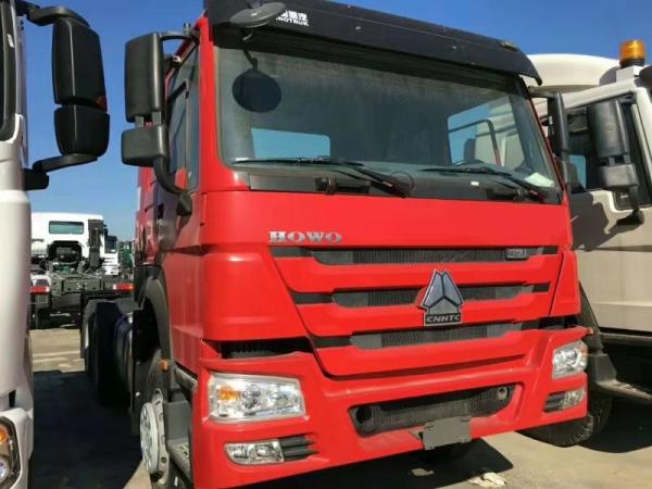 Stock HOWO 6X4 tractor head with production 2017 model, promotion for 6X4 HOWO tractor truck