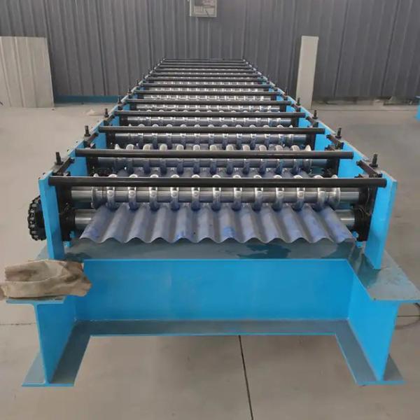 Machine de formage de rouleaux de panneaux de toiture en acier KL-TFM