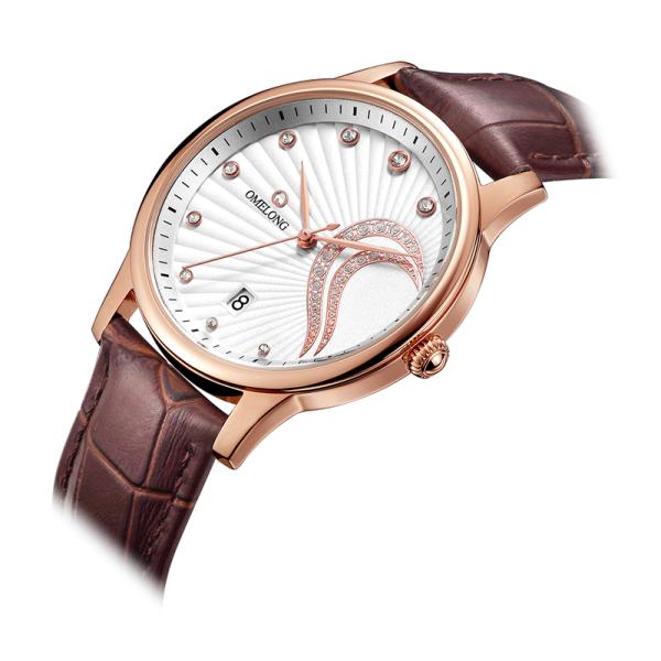 Fashion Luxury Stainless Steel Case Back Wristwatch for Couple Lover