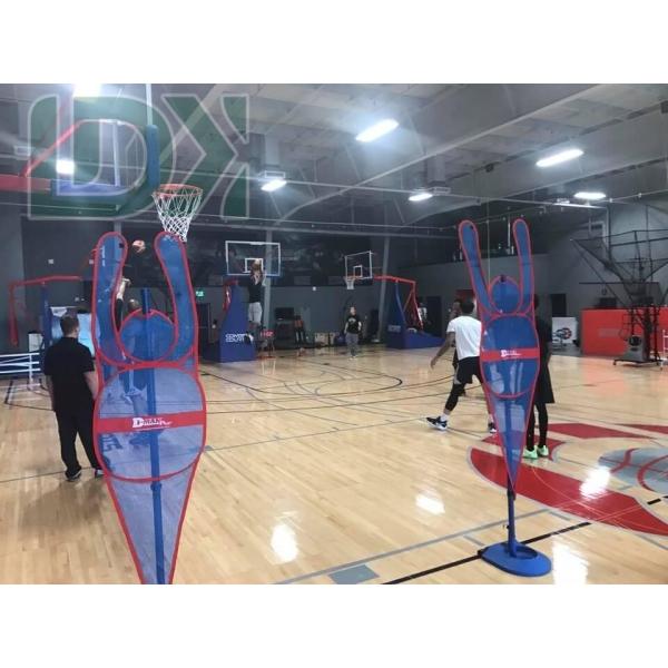 Équipement d'entraînement de basket-ball pliable