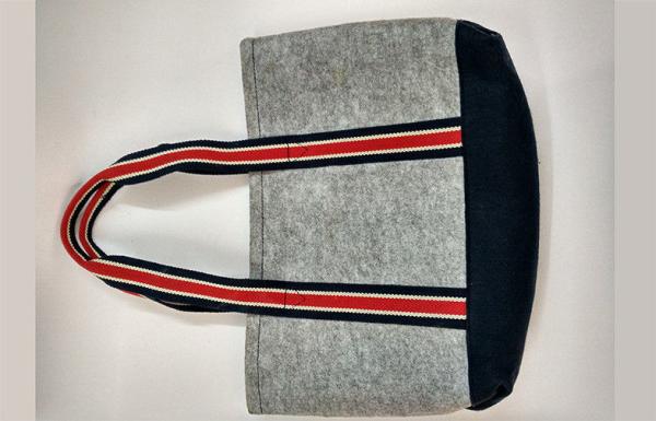 Non Woven Material Canvas Grocery Bags Small Front Pocket 35 * 25 * 5CM