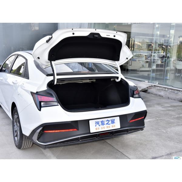 2023 Hyundai Elantra Sedan 5-Seater FWD Leather Seats Petrol 's Leading Passenger Car