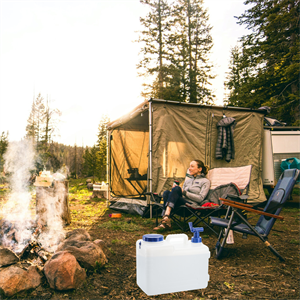 Portable Outdoor Camping Water Bucket With Handle BPA-Free Food Grade Material Square Liquid Storage Container