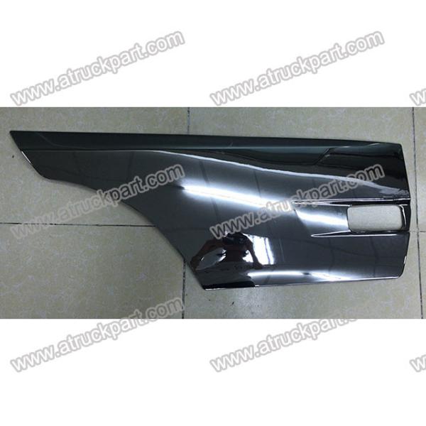 Chrome Door Garnish For Nissan UD Quon CD4 Nissan Truck Spare Body Parts High Quality