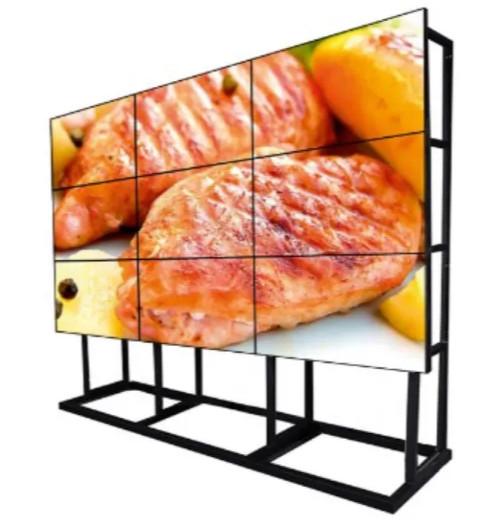 Signage fixado na parede de emenda interno de Digitas usando o painel de SAMSUNG para anunciar