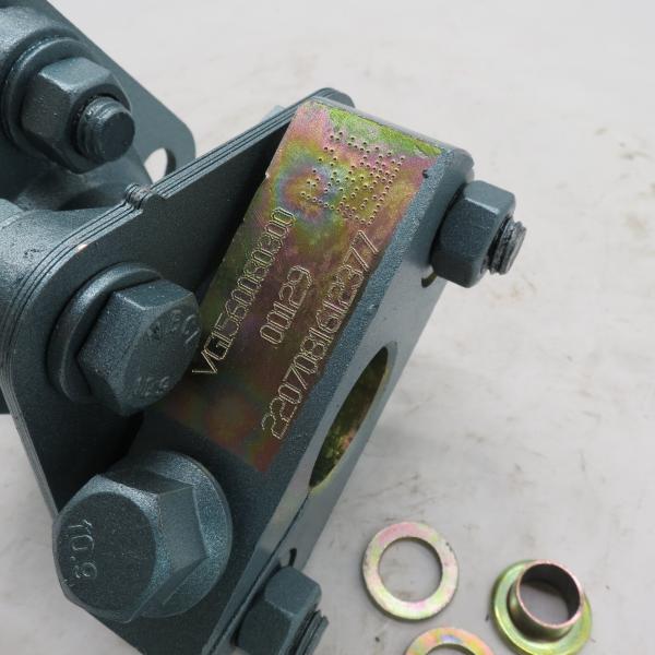 Good Quality China Supply Heavy Duty Truck Engine Parts Coupling VG1560080300 for truck parts