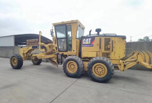 CAT 140K Motor Grader with Bosch Rexroth Hydraulic Cylinder and 6CTA8.3 Engine Model
