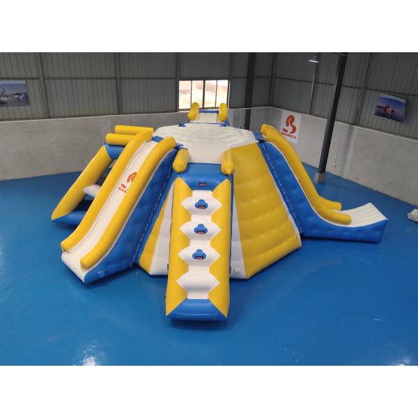 Children Water Sports Equipment Inflatable Water Park 200 People Capacity