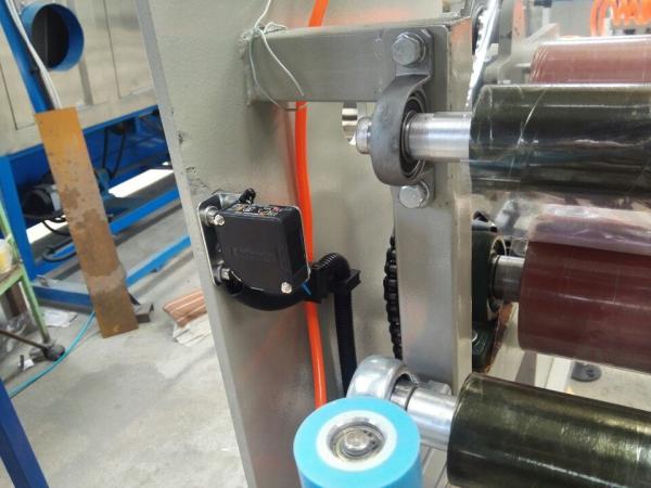 0.75Kw Glass Protective Film Laminating Machine , Film Cover Speed 0.5-7m/s Adjustable