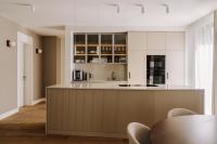 Armário de cozinha inteligente Mdf Melamina Laminado de placa de 18 mm Armário de cozinha impermeável