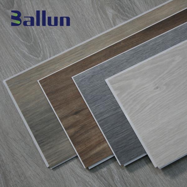 Piso SPC de lujo tabla de vinilo con sistema de clic hecha de PVC y carbonato de calcio