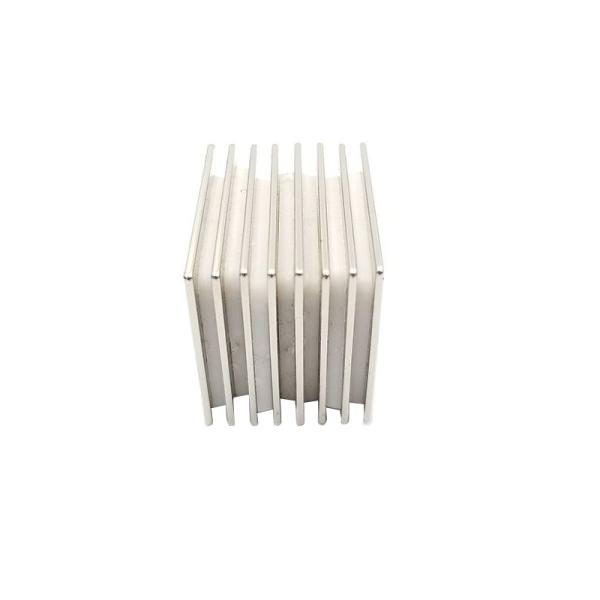 N50 Square Neodymium Magnet IATF16949 Certified Customizable Orientation