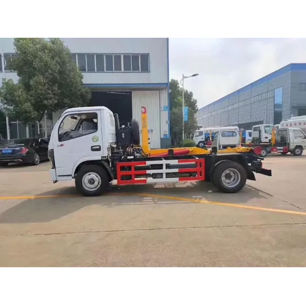 Dongfeng Hook Arm Garbage Truck for Efficient Waste Management
