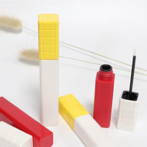 Mascara Tube Cosmetic Packaging Container with Mascara Brush Head