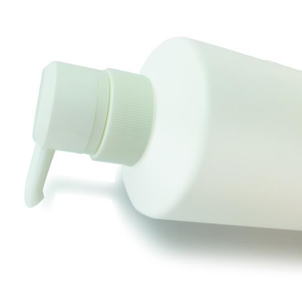 Smooth HDPE Shampoo Bottles / Silkscreen Printing HDPE Dispensing Bottles 680ml