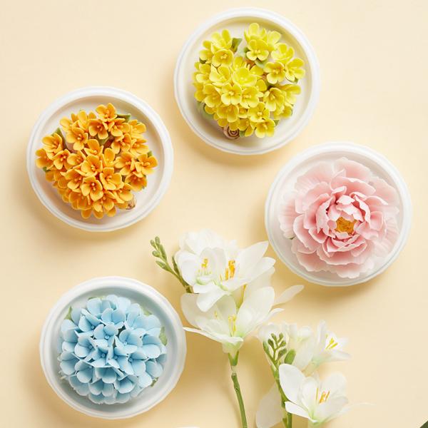 Fragrance Essential Oil Hand Made Ceramic Candle Holder Decoration With Customized Functionality