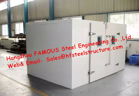 Коммерчески прогулка в холоде замораживателя и комната замораживателя с раздвижной дверью для свежих овощей