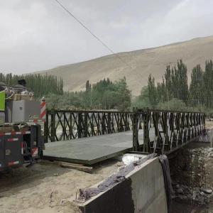 Highly Durable Steel Foot Bridge Withstand Harsh Weather Conditions Weather