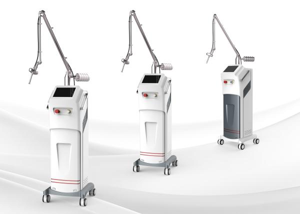 10600nm Fractional CO2 Laser Equipment , Medical Laser Beauty Machine 5 Probes