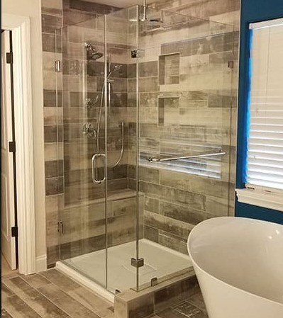 Bathroom with 8mm Glass Thickness Shower Room and All-in-One Design
