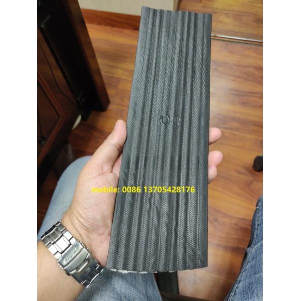 Ligne de production de bandes géo PET renforcées de fibres avec conception à vis unique