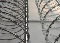 Fil en accordéon de rasoir d'anti de montée de sécurité d'acier inoxydable prison barbelée de lame